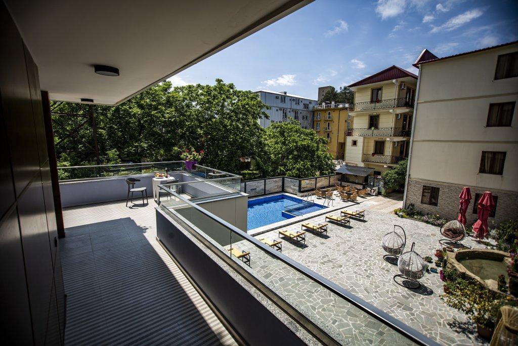 Chveni Ezo Boutique Hotel 科布列季 外观 照片